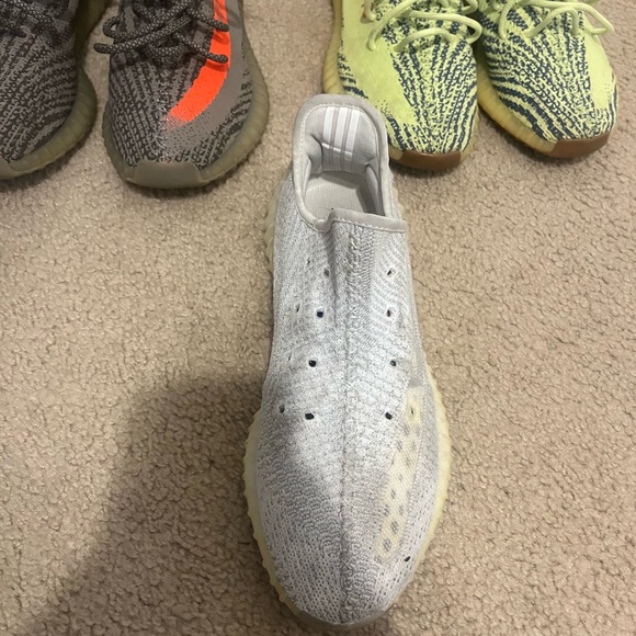 YEEZY SIZE 11.5-13 MENS DON’T BUY NOT $100 - Picture 5 of 8